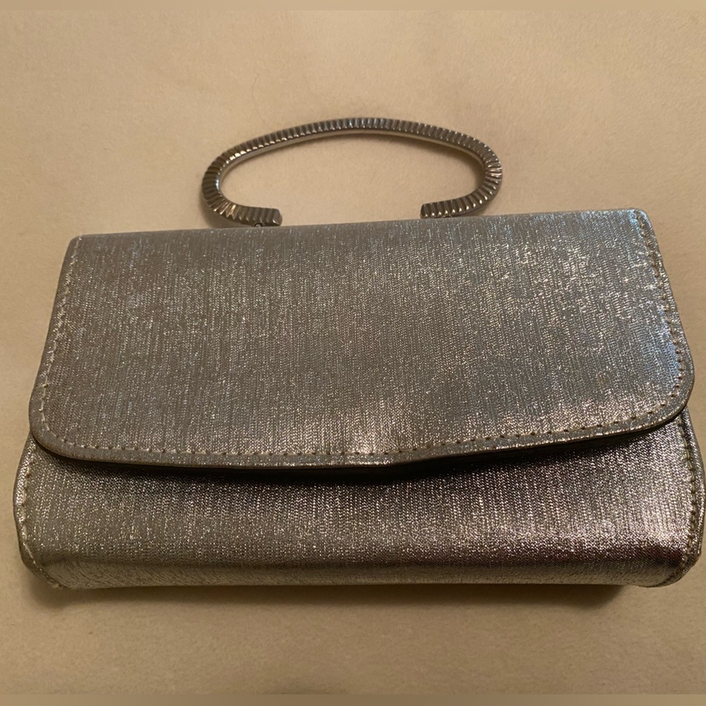 Shimmering Silver evening bag with Textured Metallic Sheen
